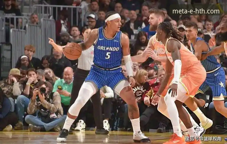 米切尔42分vs班凯罗36分：一场酣畅淋漓的对攻战，哪个平台能让你身临其境？